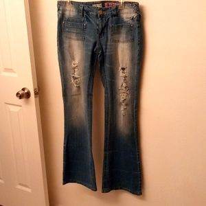 Low rise jeans